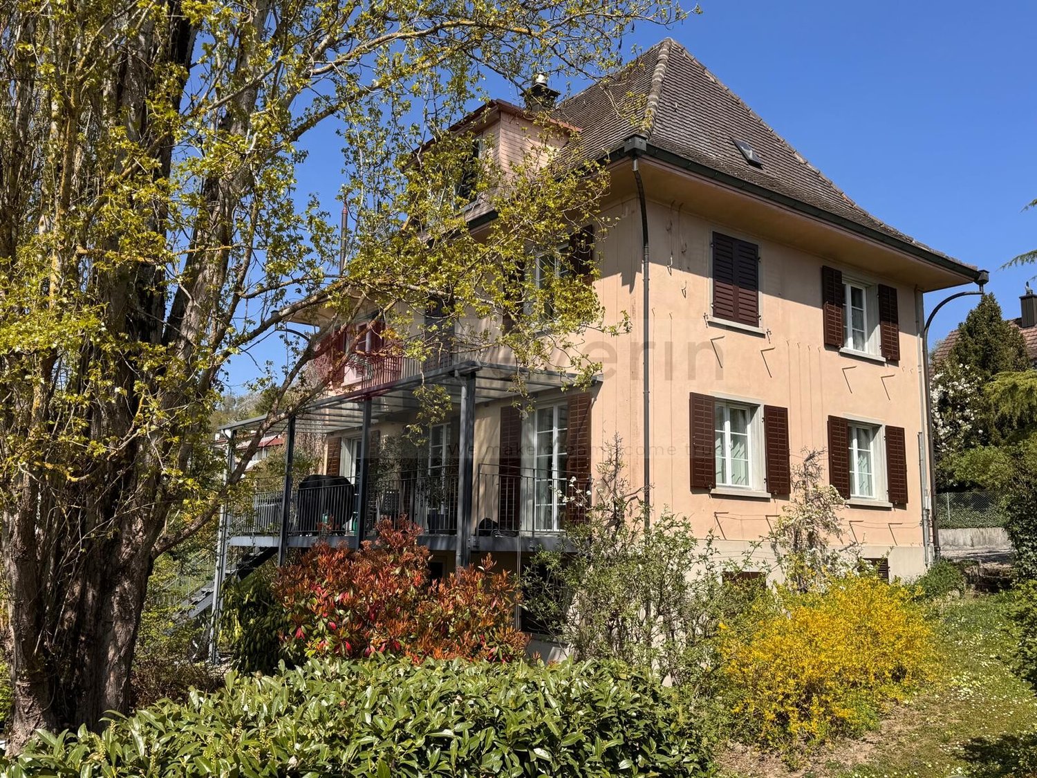 Villa de 8 ½ pièces, photo 3 sur 10