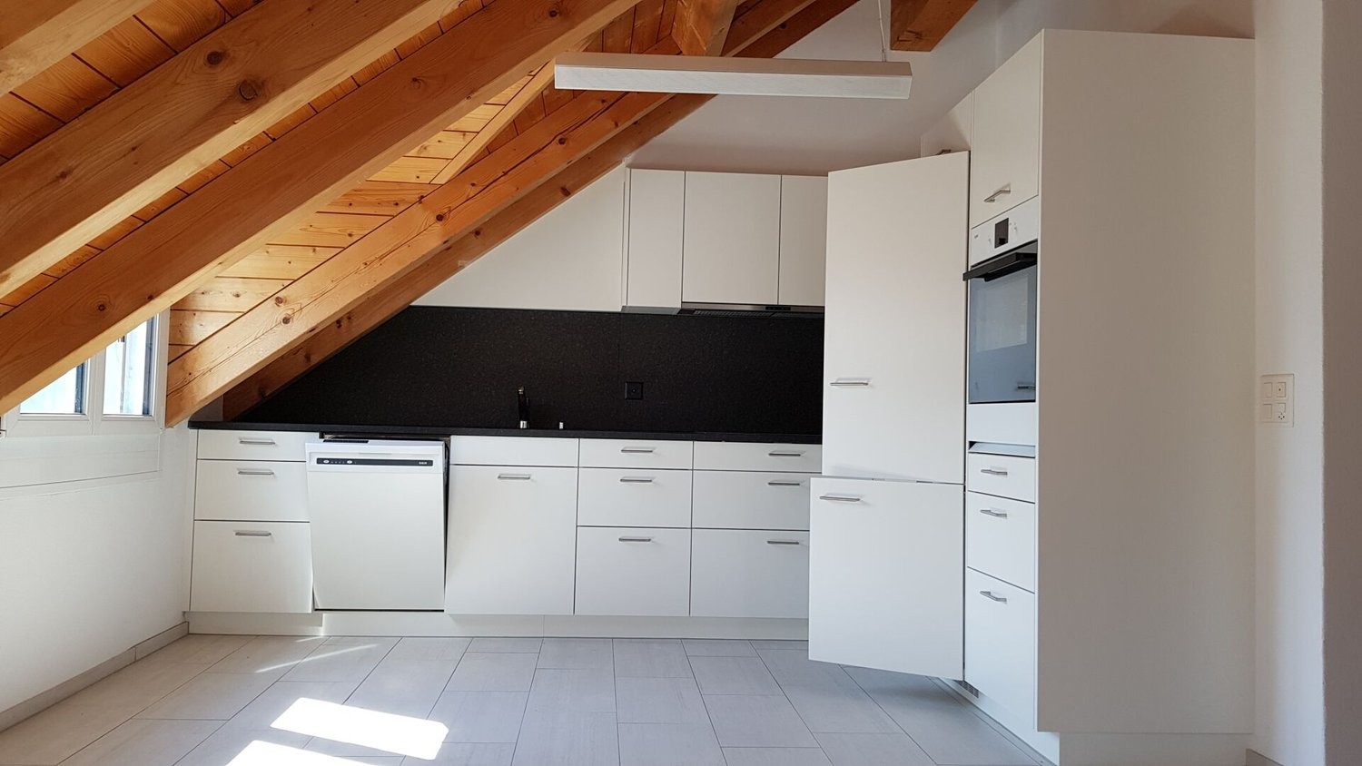 Appartement en attique de 4 ½ pièces, photo 1 sur 10