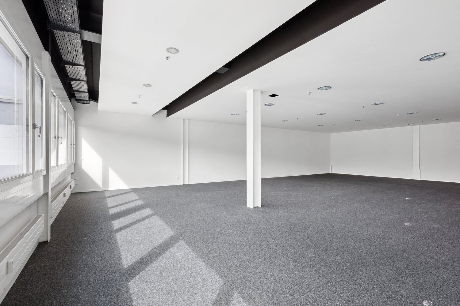 134m² bureau