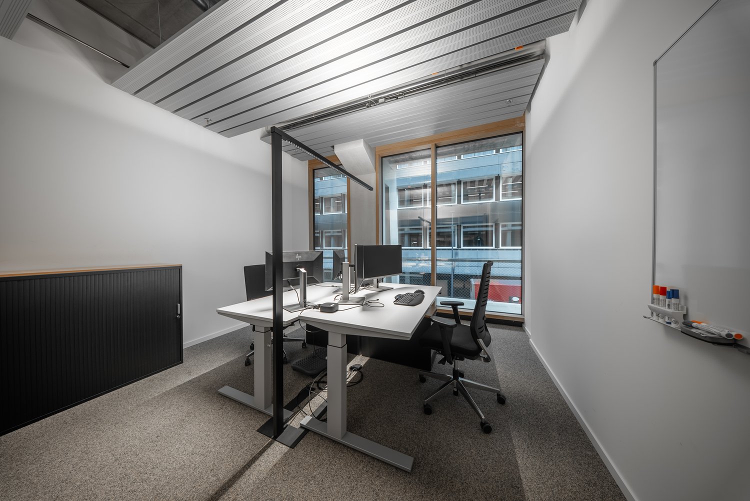 2468m² commercial