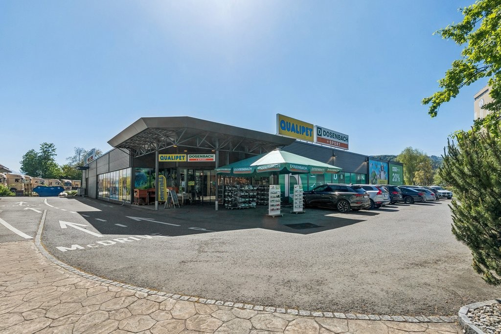 849m² shop