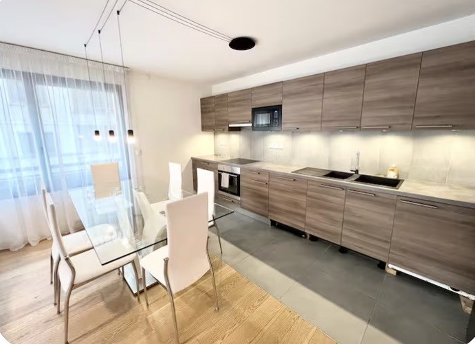 5 rooms apartment, photo 8 sur 8