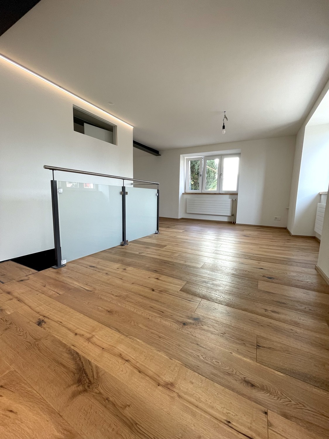 75m² commercial, photo 3 sur 5