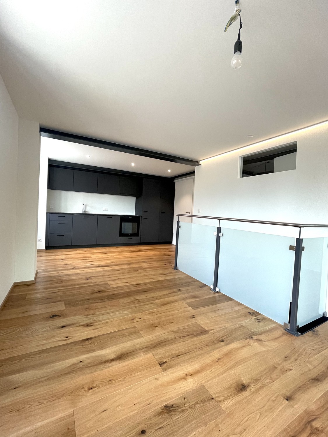 75m² commercial, photo 1 sur 5