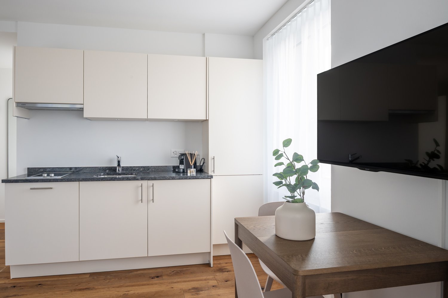 1 ½ pièces appartement meublé, photo 5 sur 10
