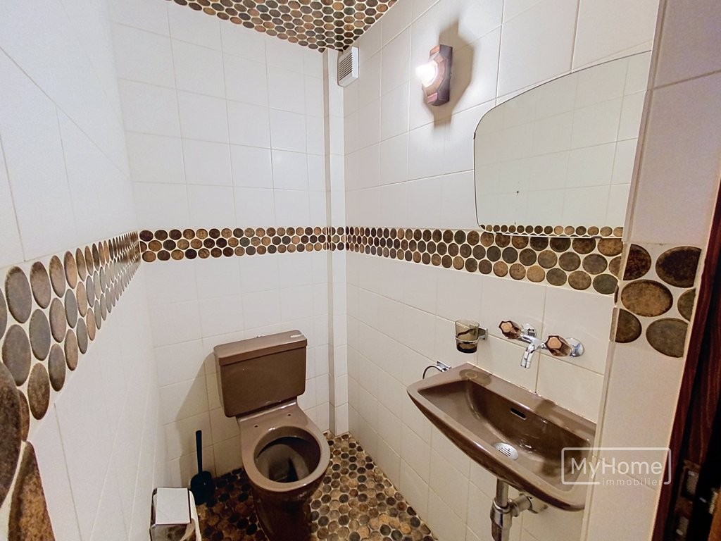 1 room single room