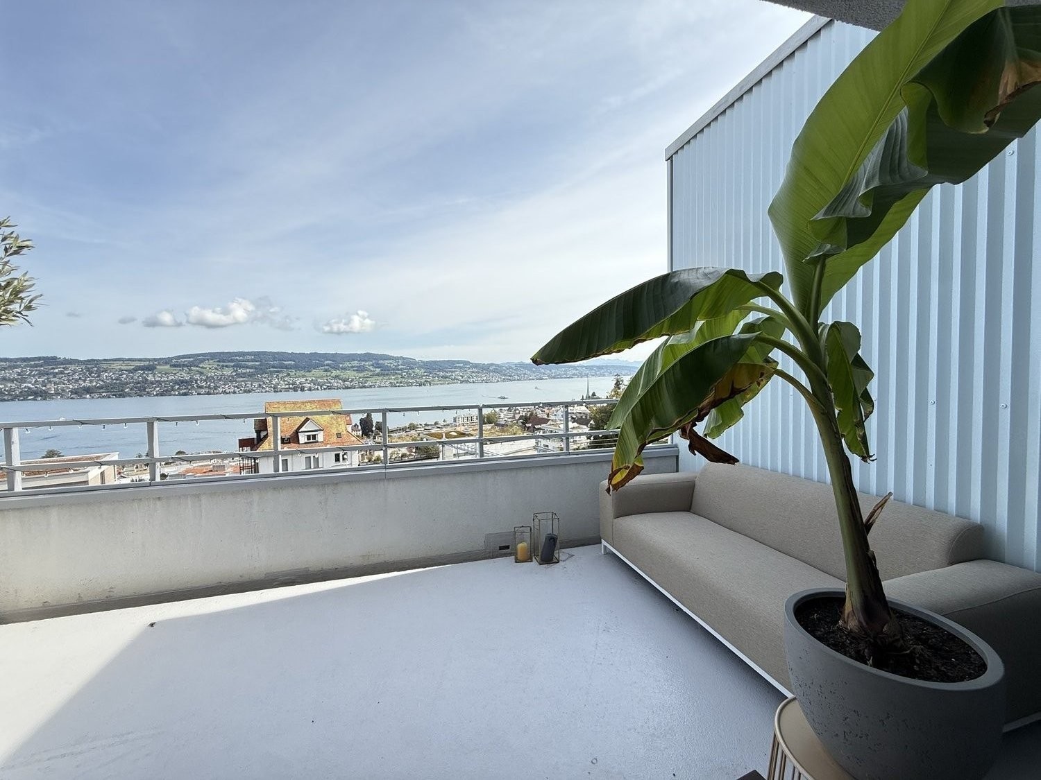 Appartement de 2 ½ pièces

Disponible pour trois mois avec des dates d'entrée et de sortie flexibles. Animaux acceptés., photo 7 sur 10