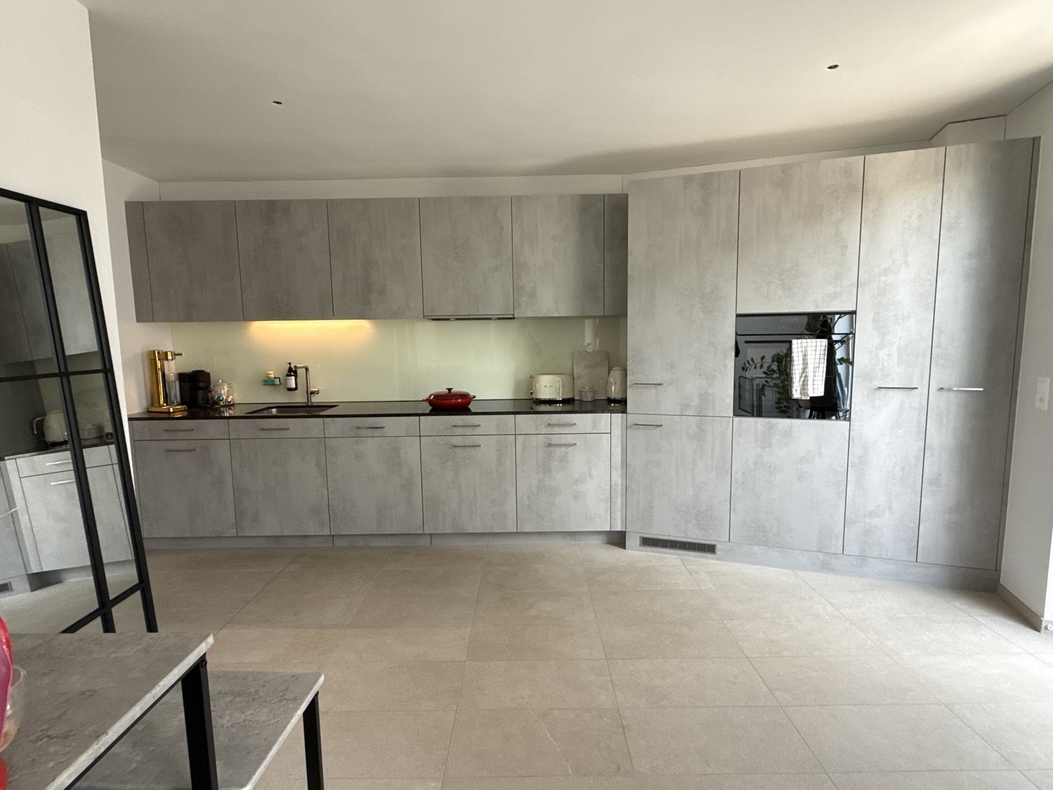Appartement de 2 ½ pièces

Disponible pour trois mois avec des dates d'entrée et de sortie flexibles. Animaux acceptés., photo 9 sur 10