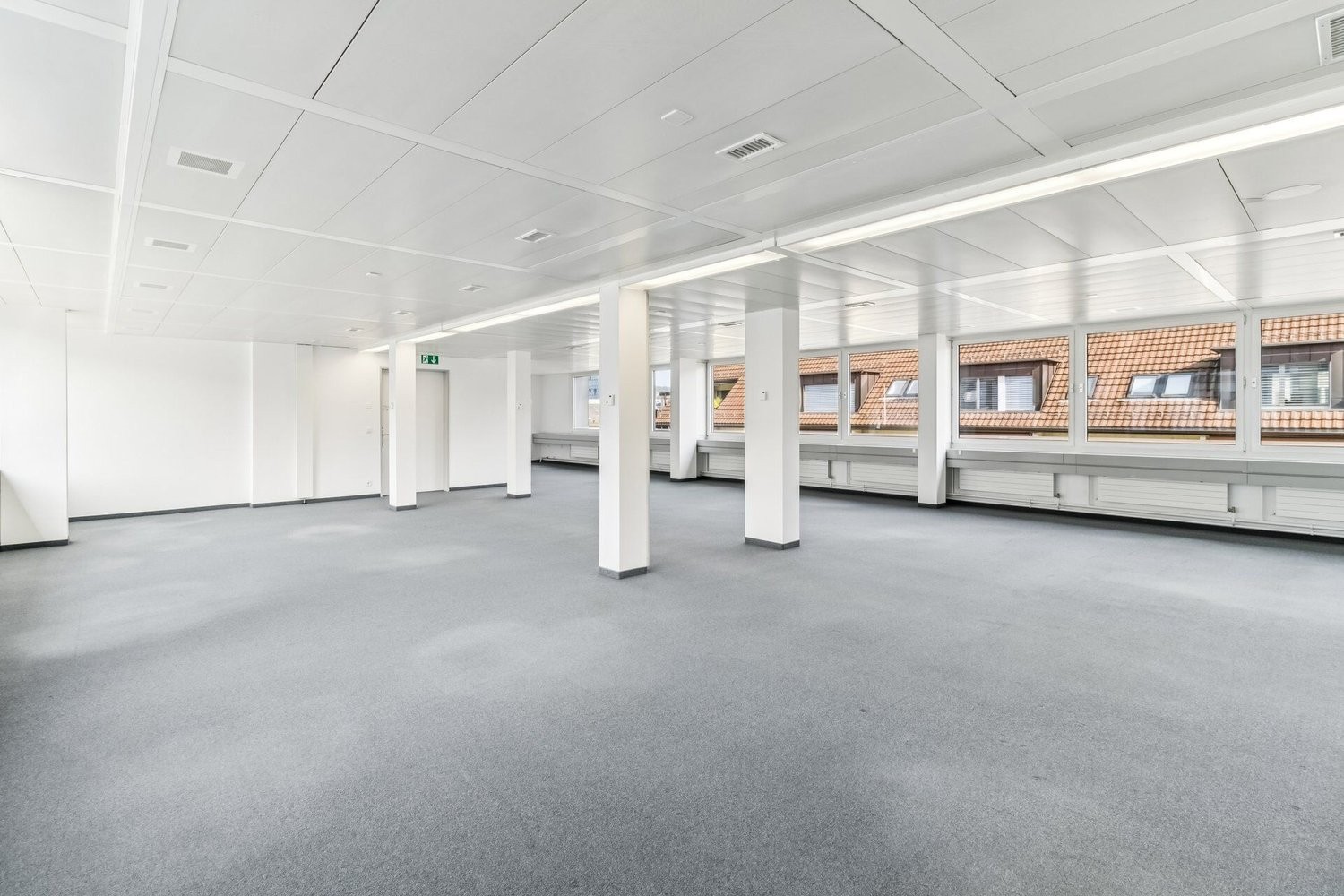 161m² bureau, photo 9 sur 10