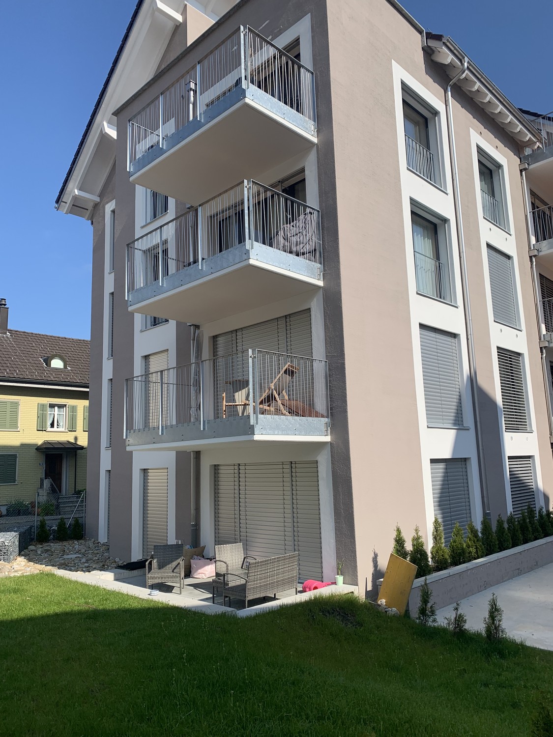 Appartement en attique de 2 ½ pièces, photo 1 sur 10