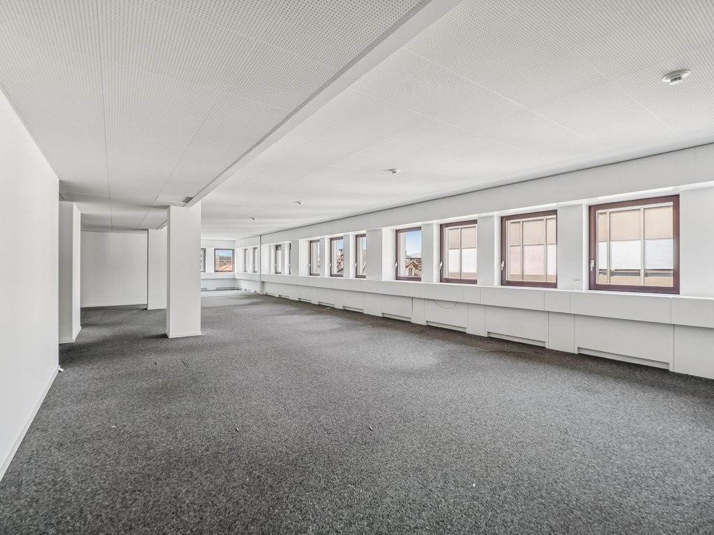 158m² bureau