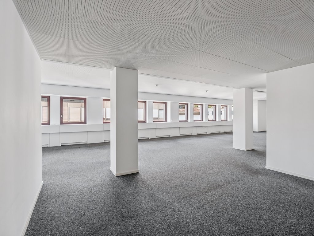 158m² bureau
