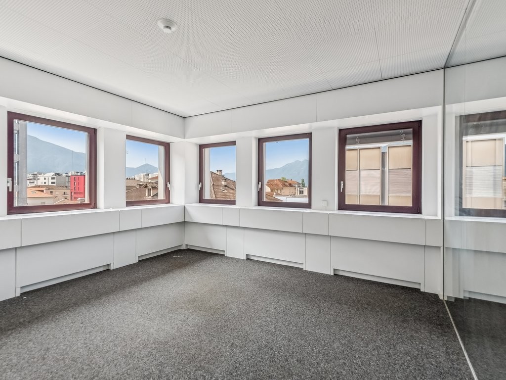 158m² bureau