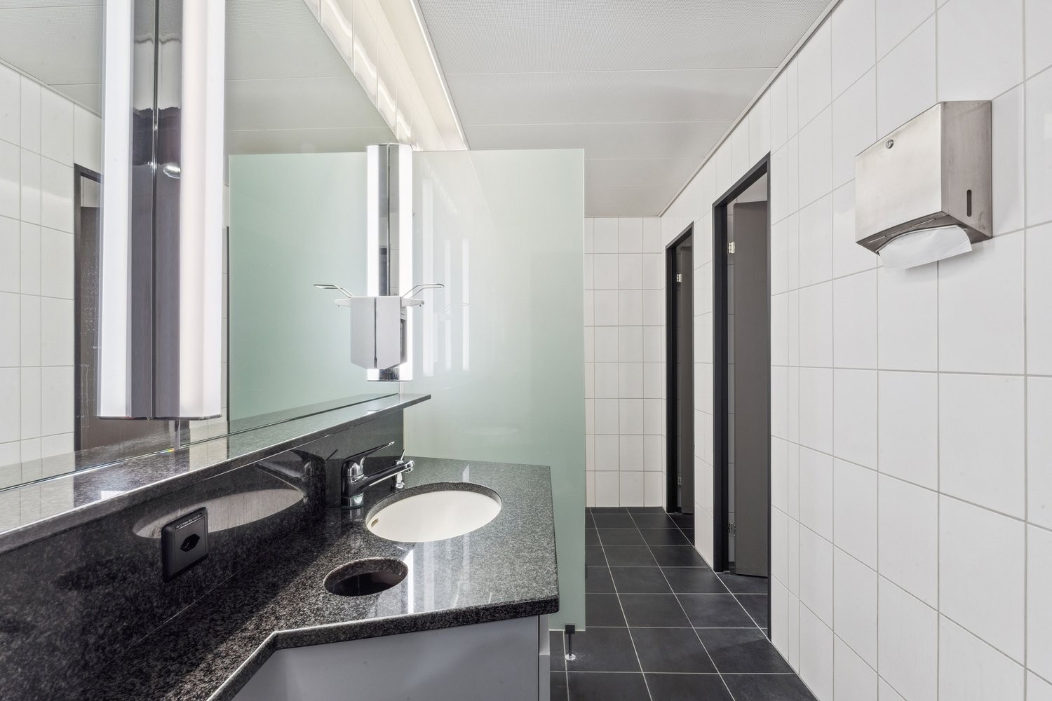 Bureau de 25m², photo 6 sur 7