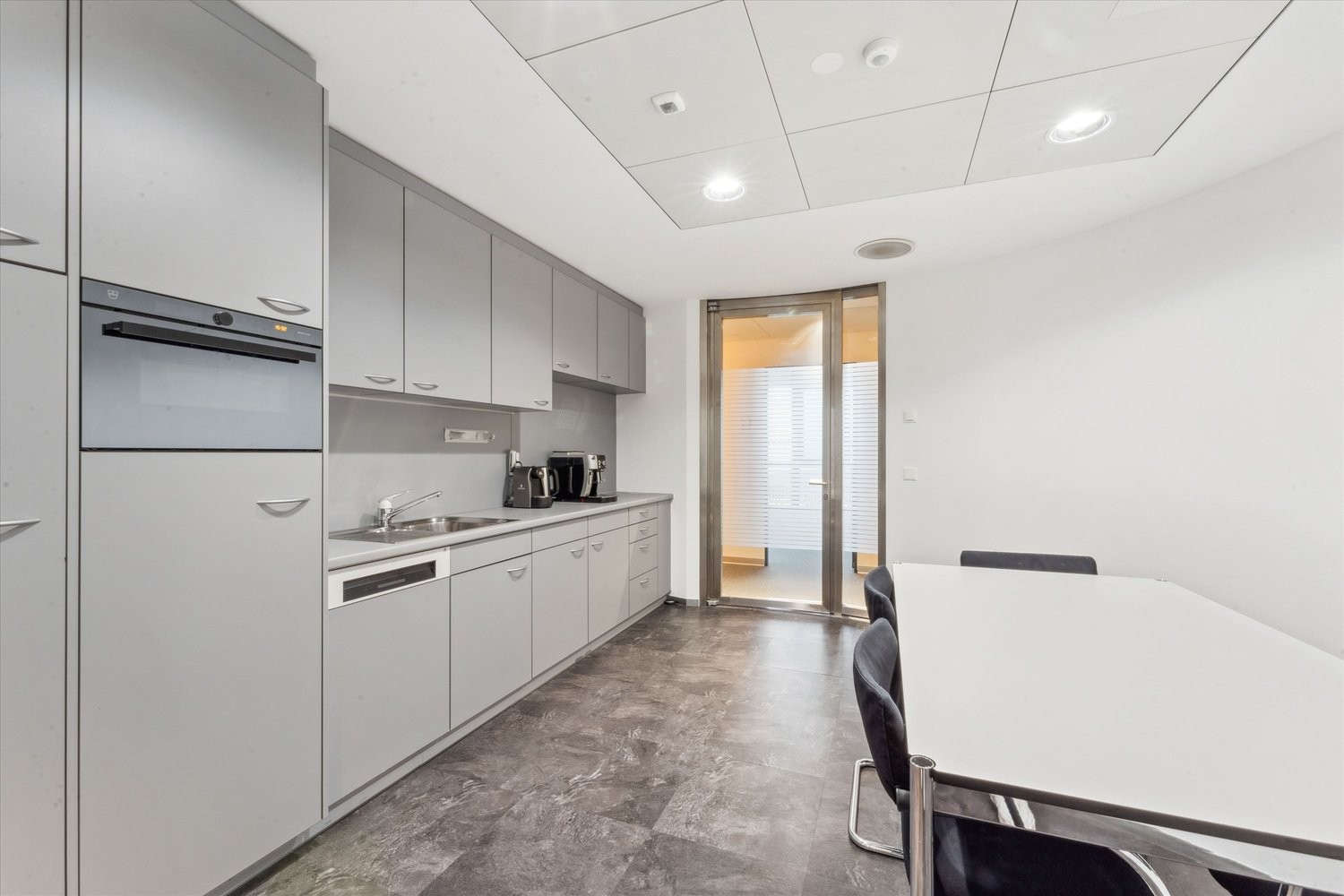 Bureau de 25m², photo 5 sur 7