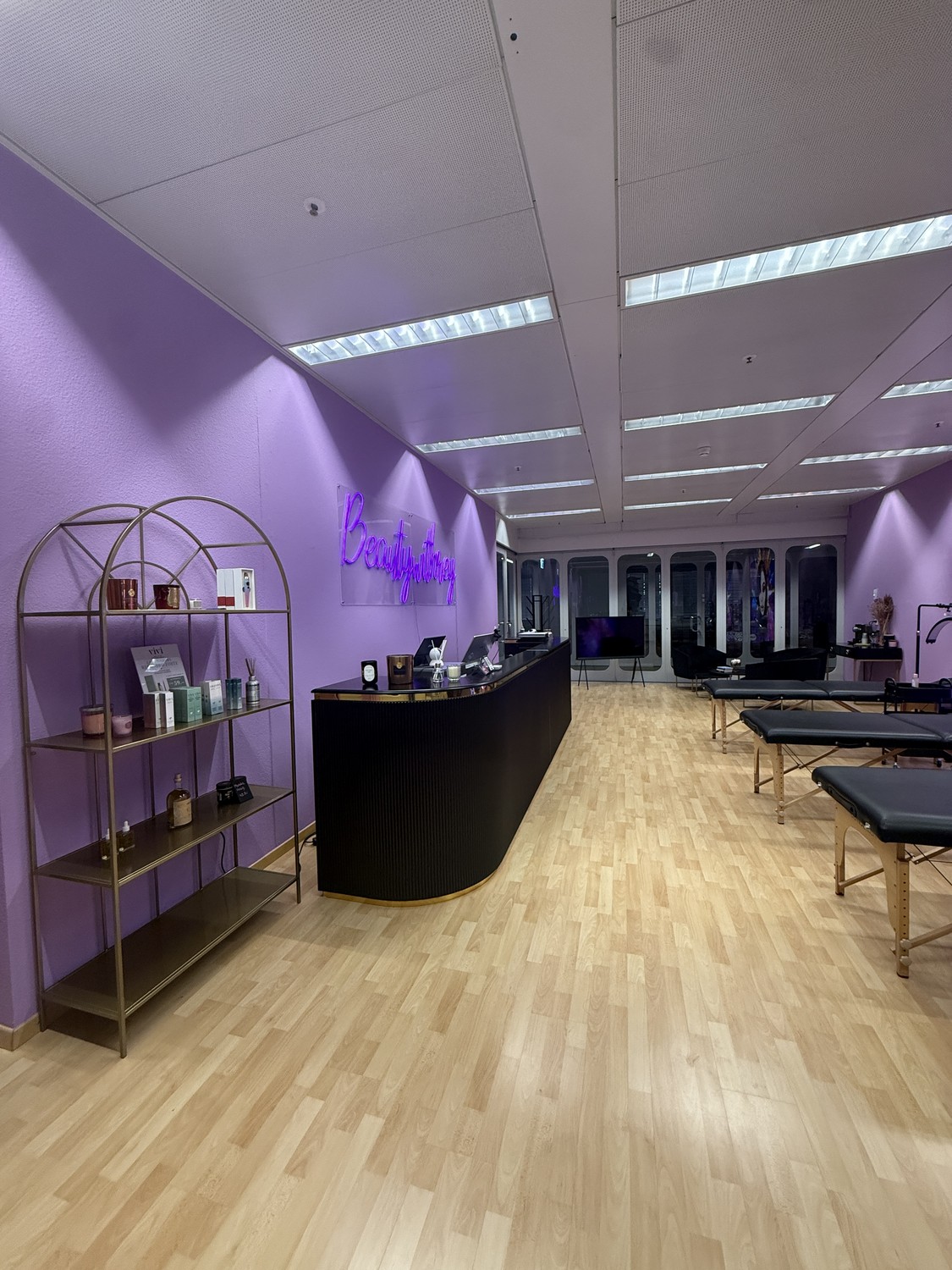 85m² commercial, photo 2 sur 8