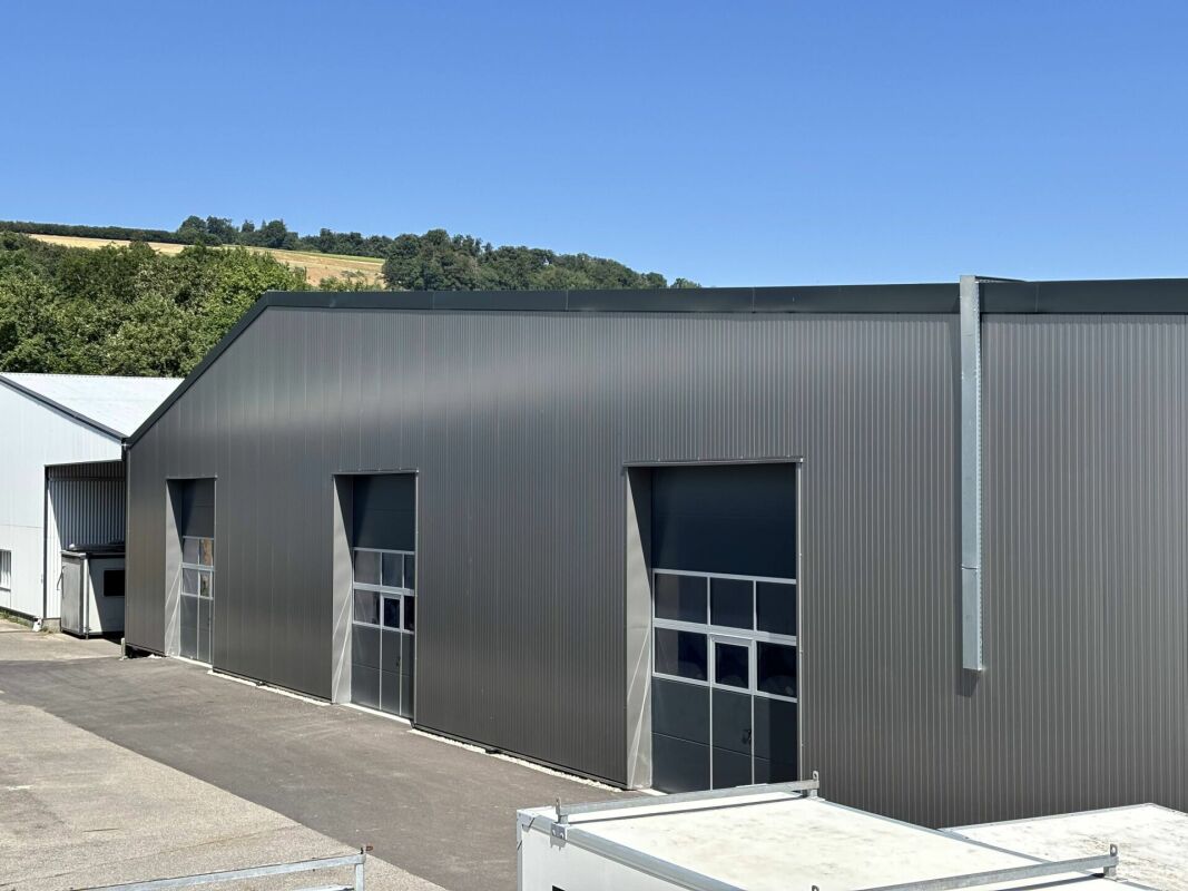 660m² factory, photo 2 sur 8