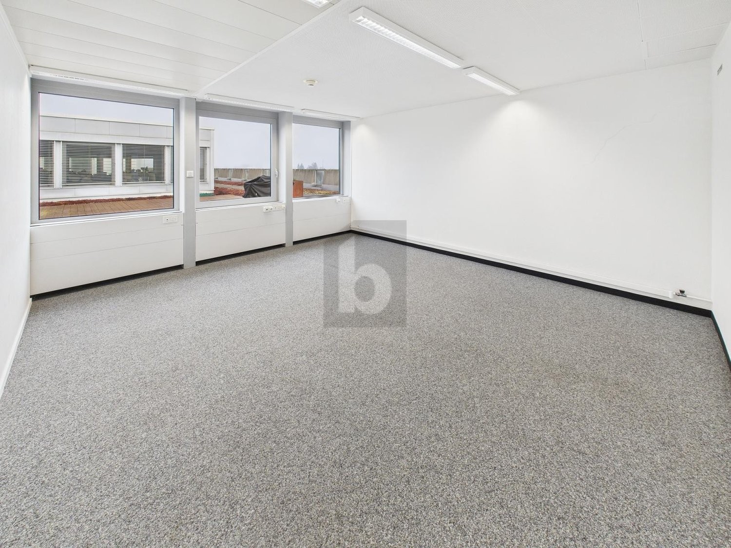 Bureau de 29m², photo 2 sur 4