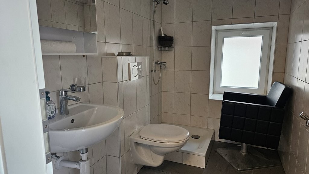 20m² commercial, photo 3 sur 4