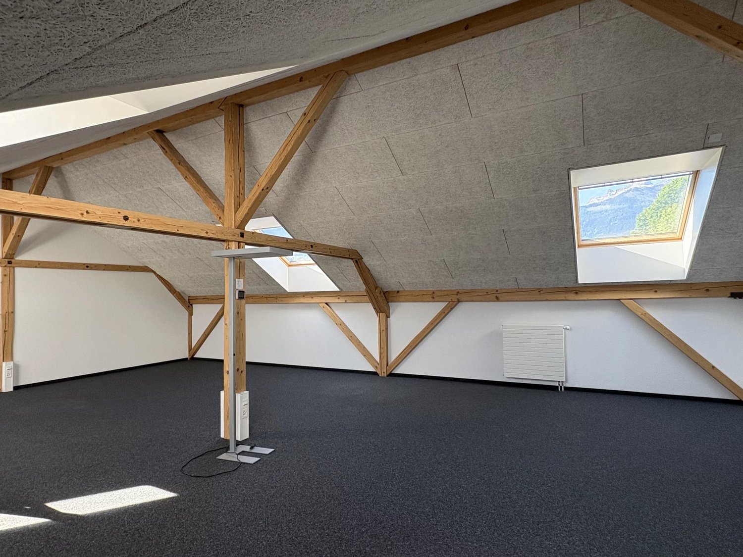 106m² office