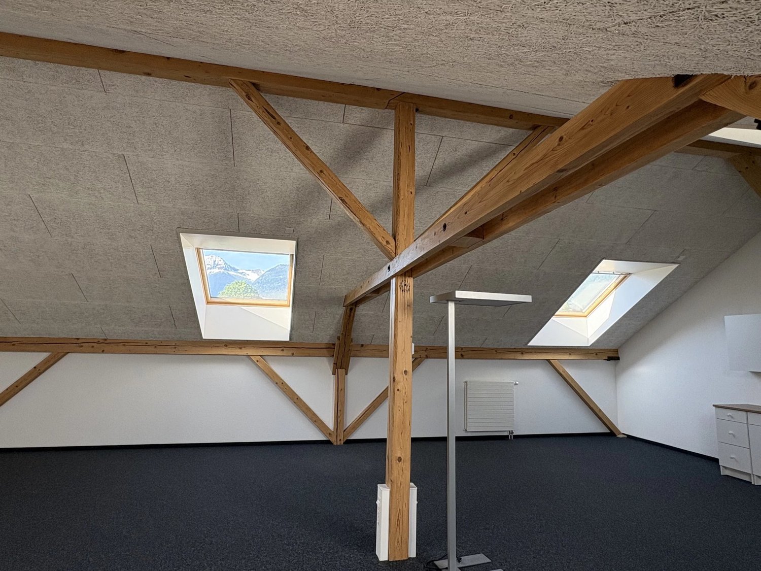 106m² office