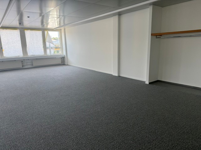 145m² office, photo 5 sur 8