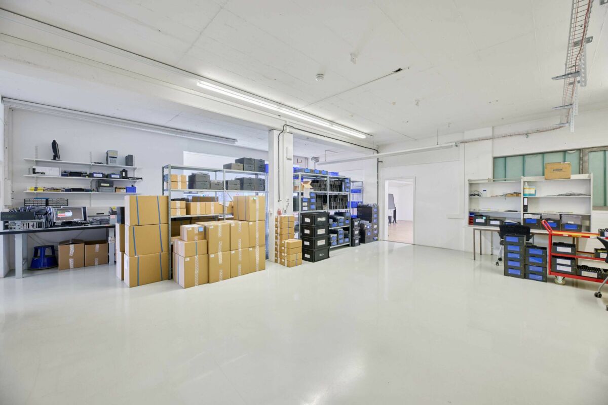 Atelier de 1550m²