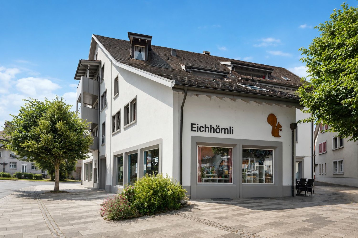 Objet industriel de 190m², photo 1 sur 10