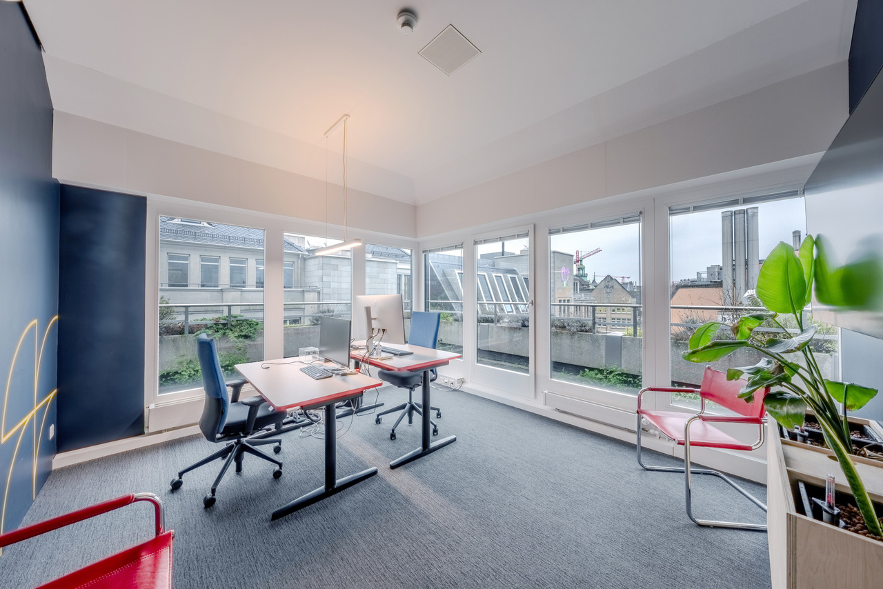 528m² bureau