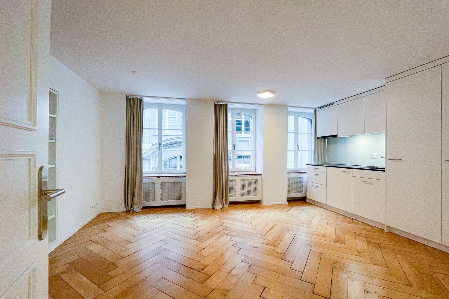 Appartement d'une pièce, photo 1 sur 8