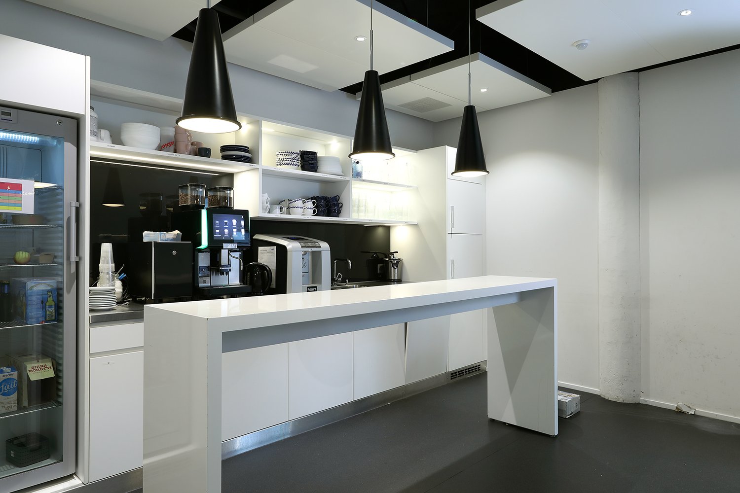 1322m² de bureaux