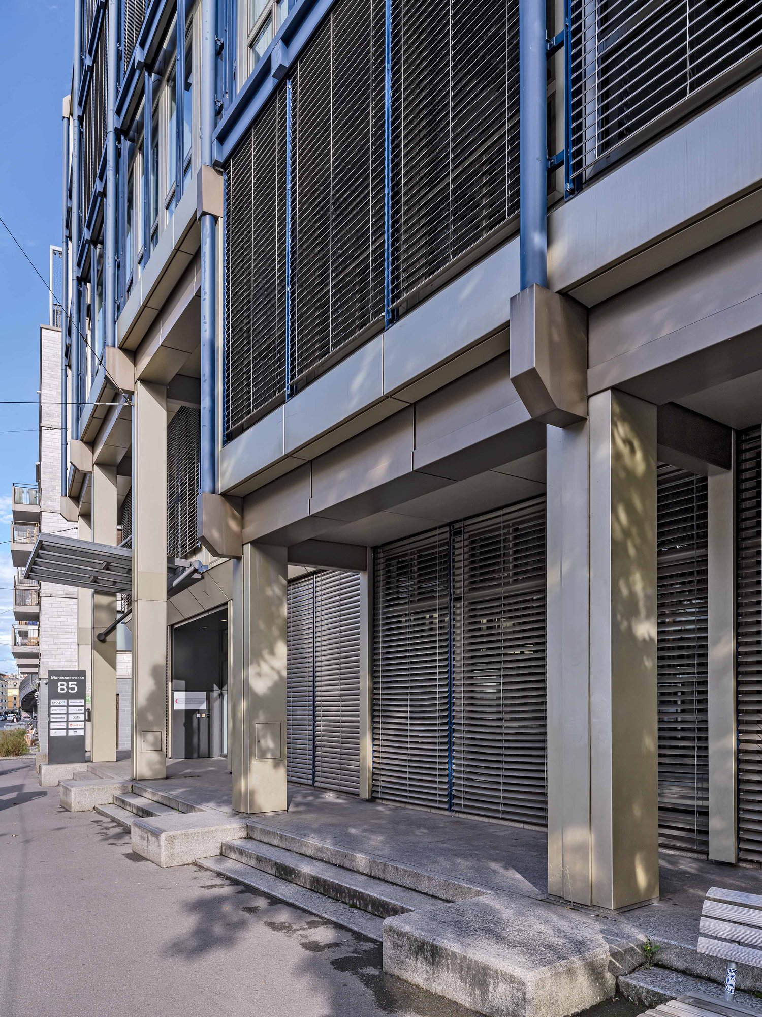 1322m² de bureaux