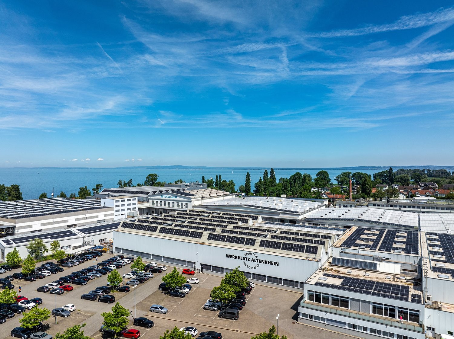 834m² commercial, photo 1 sur 7