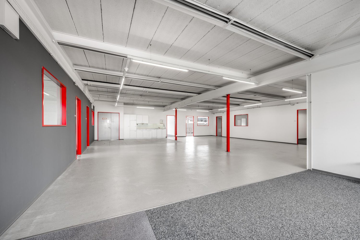 572m² de bureaux