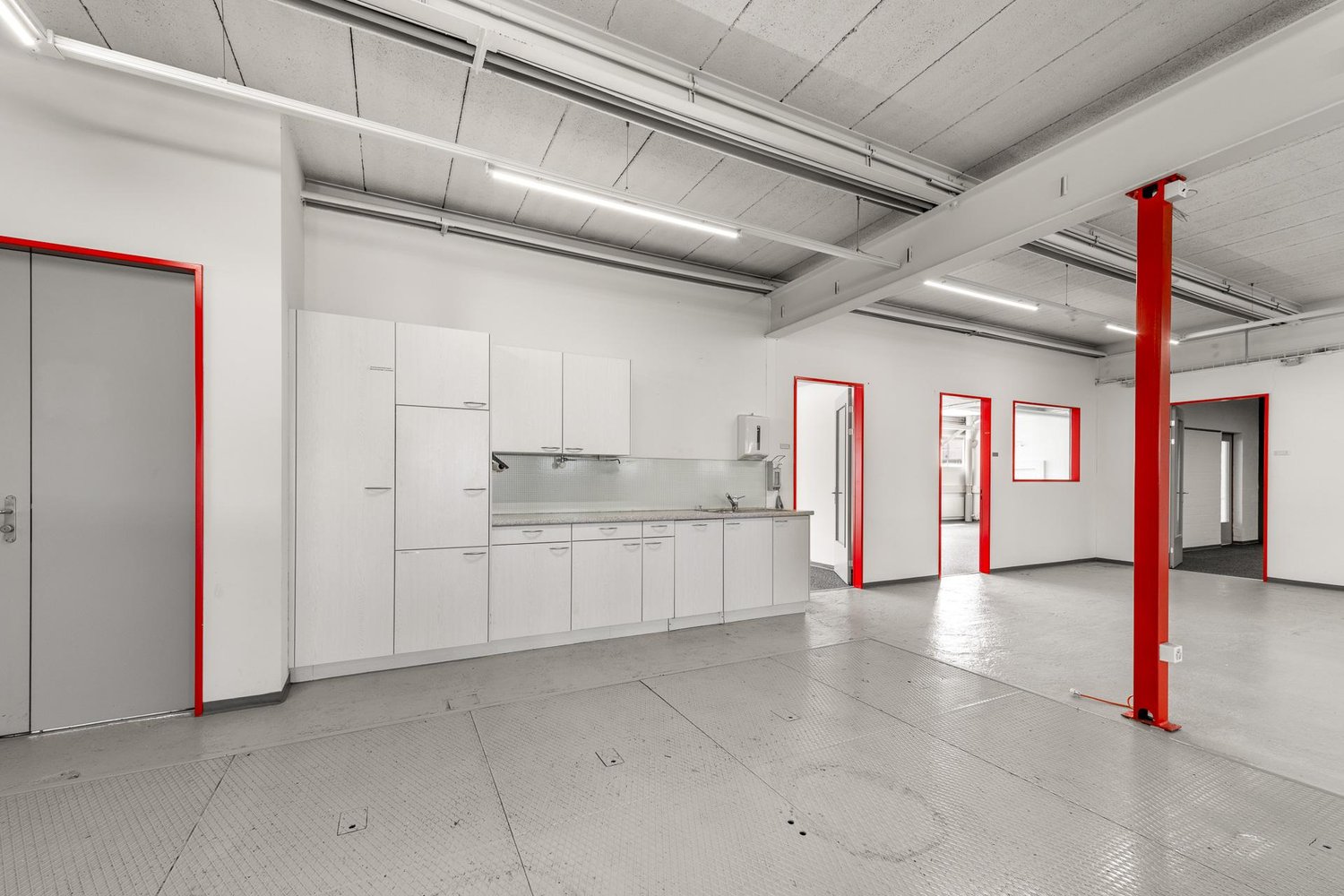 572m² de bureaux