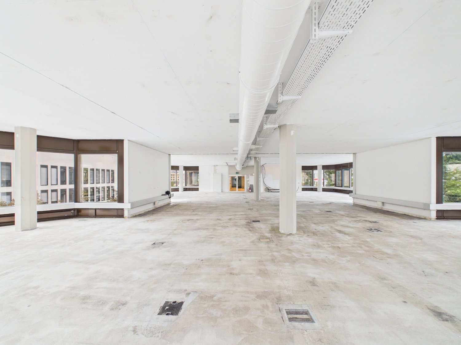 474m² bureau