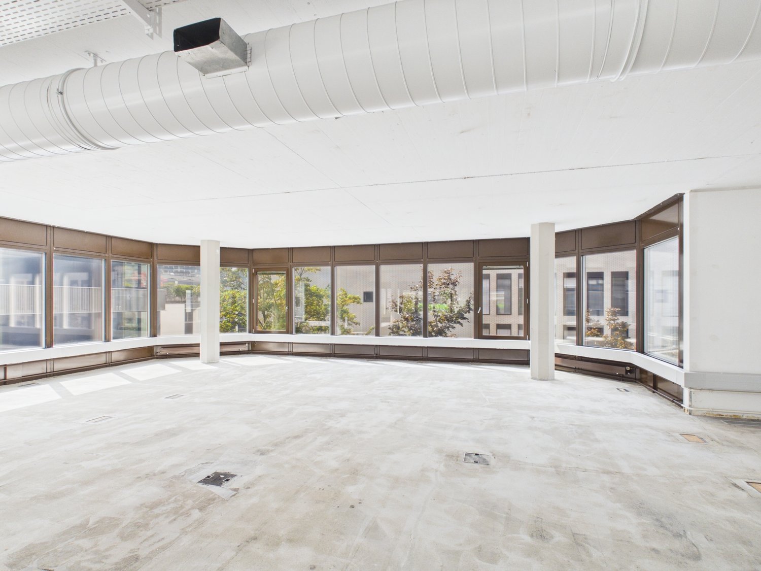 474m² bureau