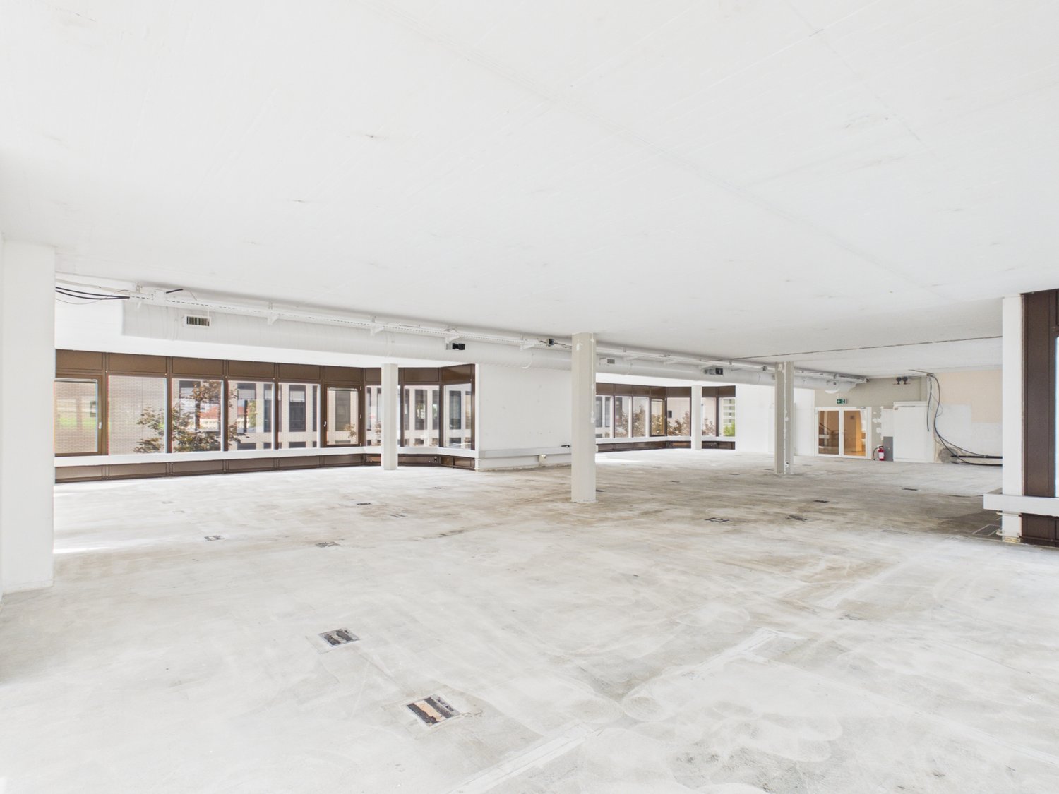 474m² bureau