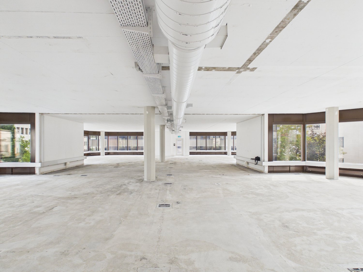 474m² bureau