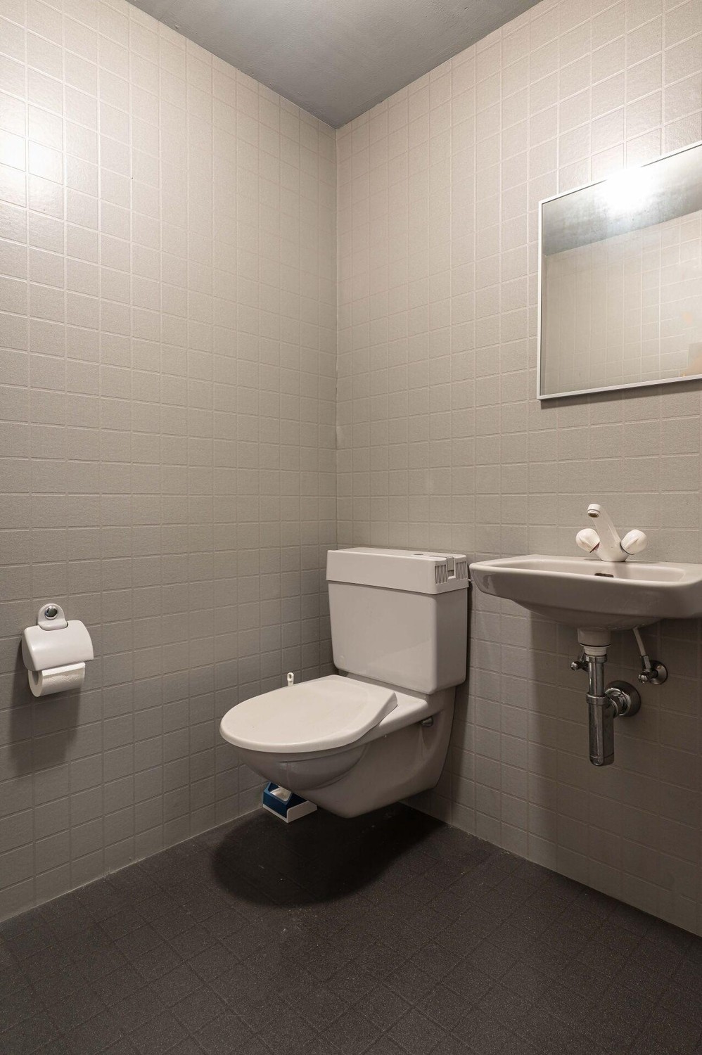 165m² commercial, photo 6 sur 6