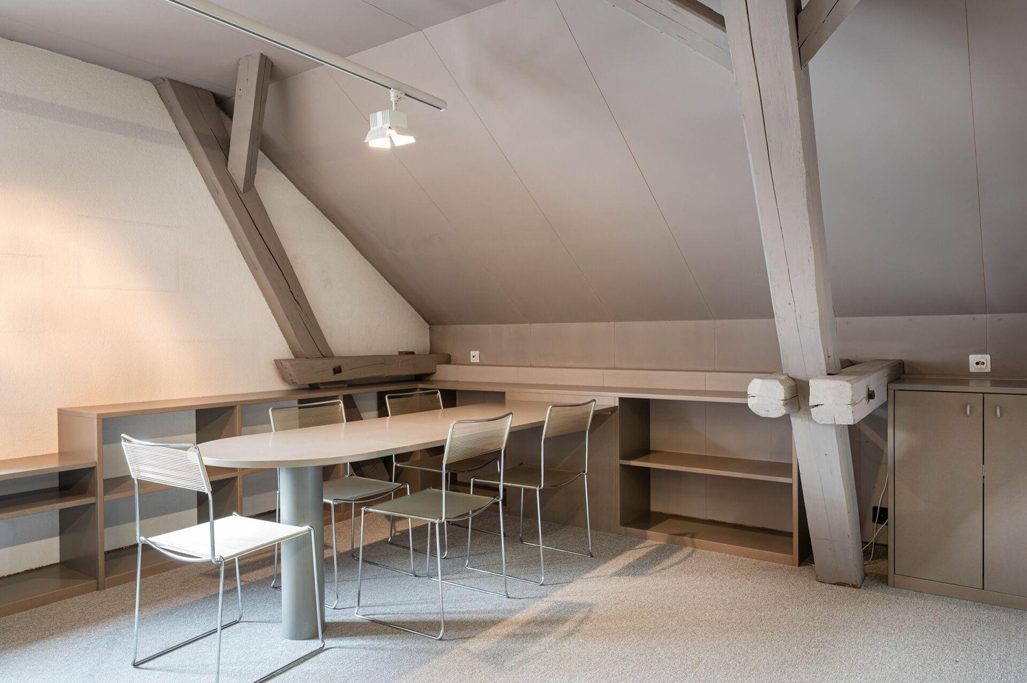 165m² commercial, photo 4 sur 6
