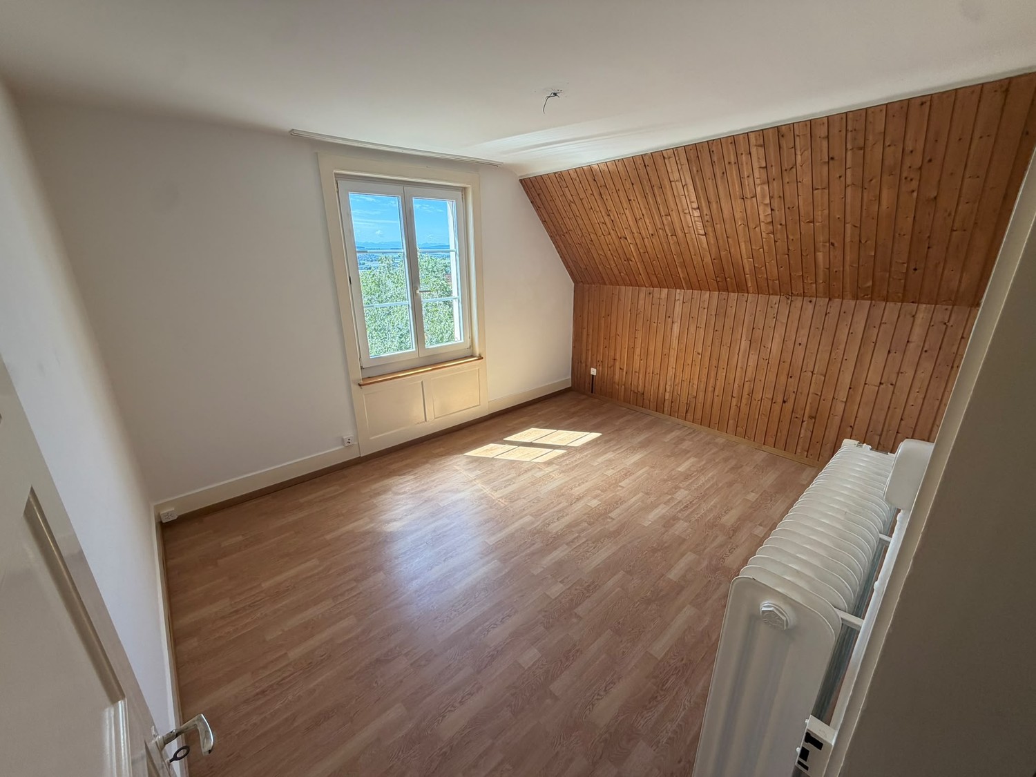 Appartement de 3 pièces, photo 1 sur 8
