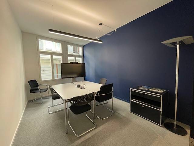 433m² office
