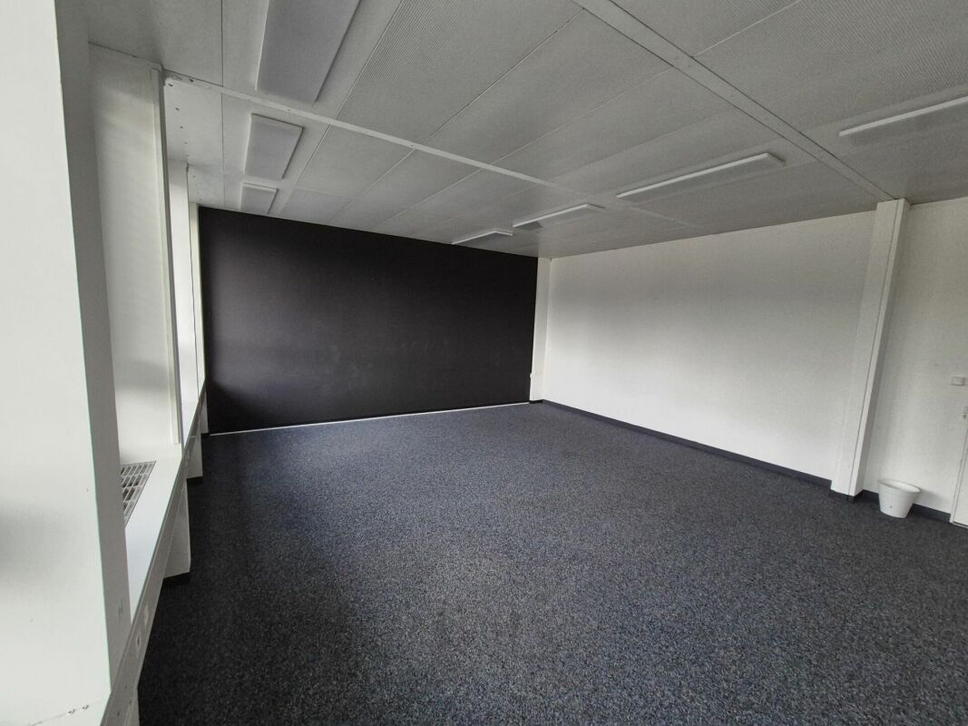 74m² bureau