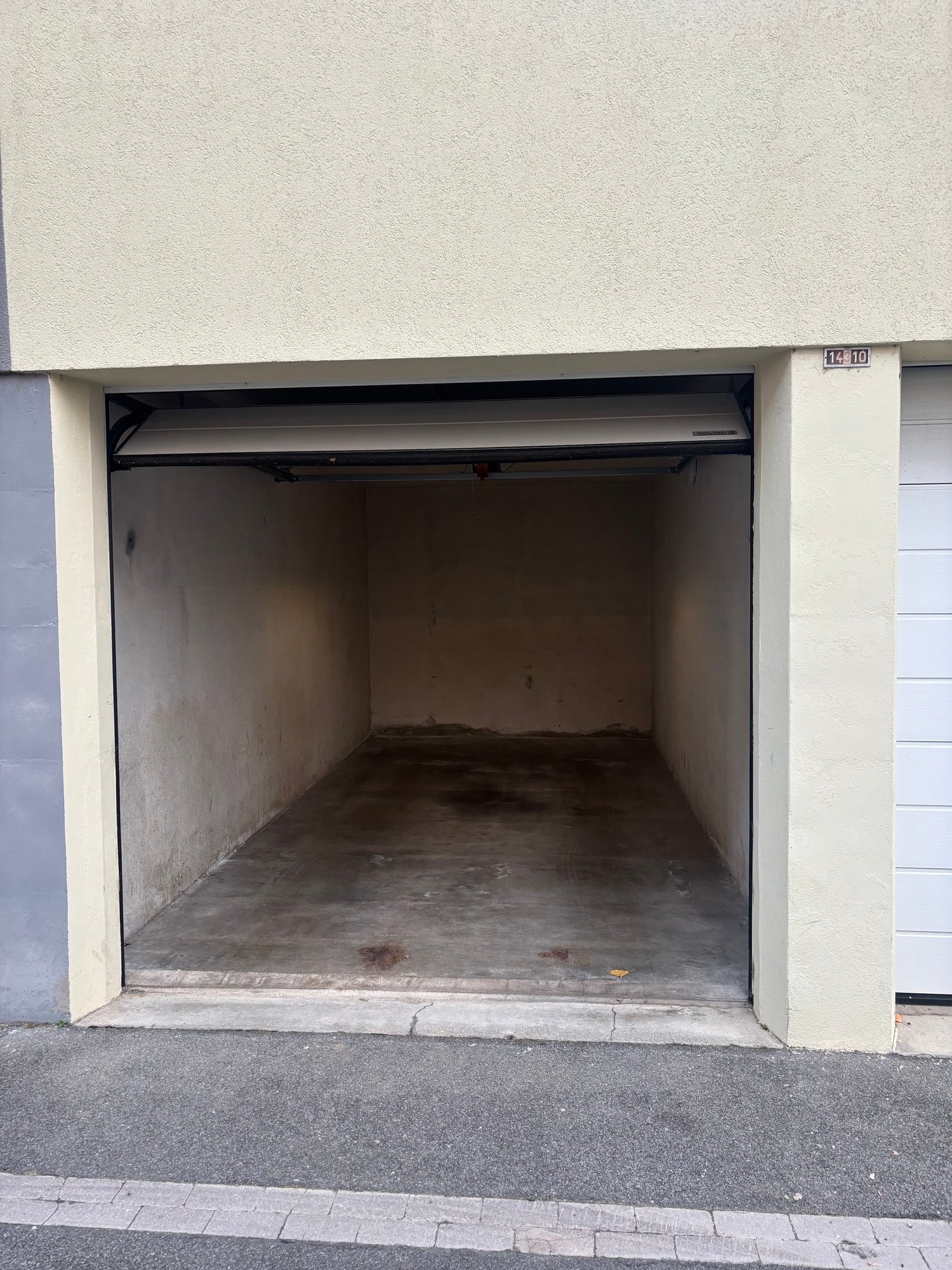 Single garage, photo 2 sur 2