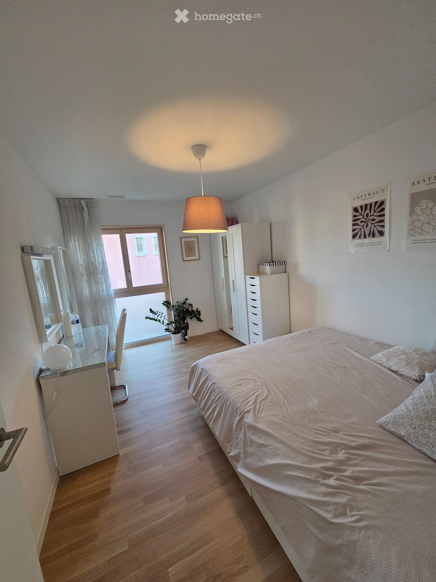 1 room single room, photo 1 sur 3