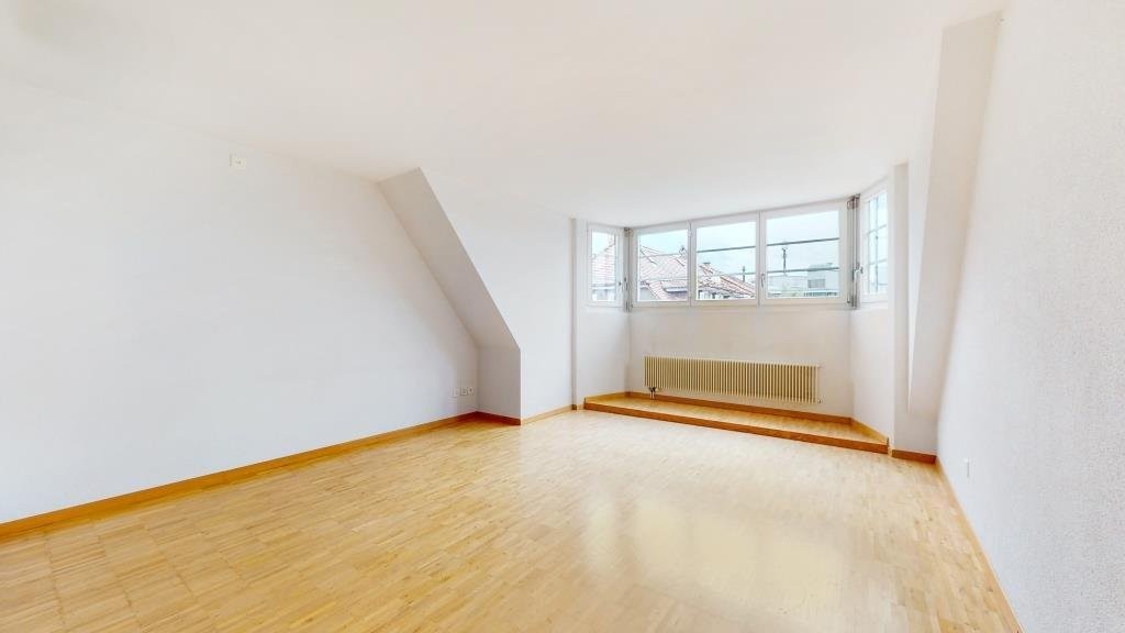 Appartement mansardé de 2 ½ pièces, photo 2 sur 9
