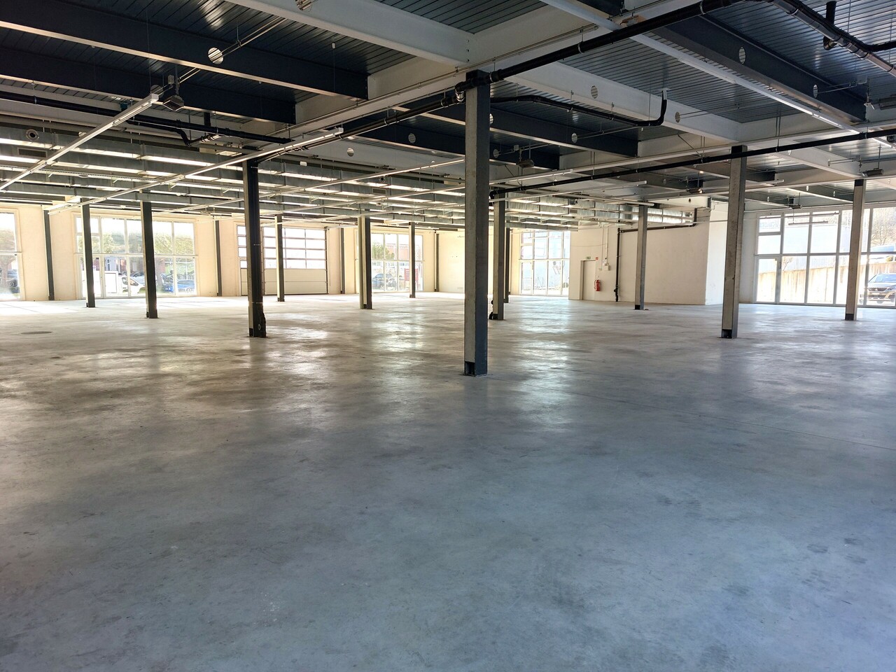500m² atelier, photo 2 sur 6