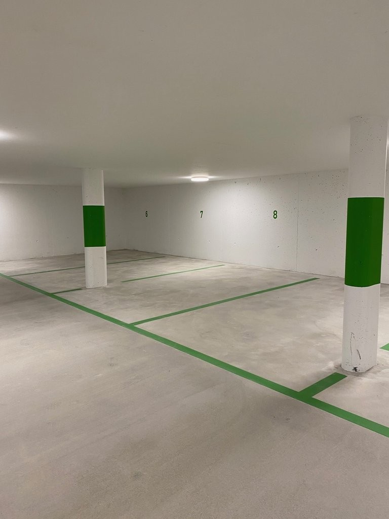 Place de parc souterrain, photo 1 sur 4