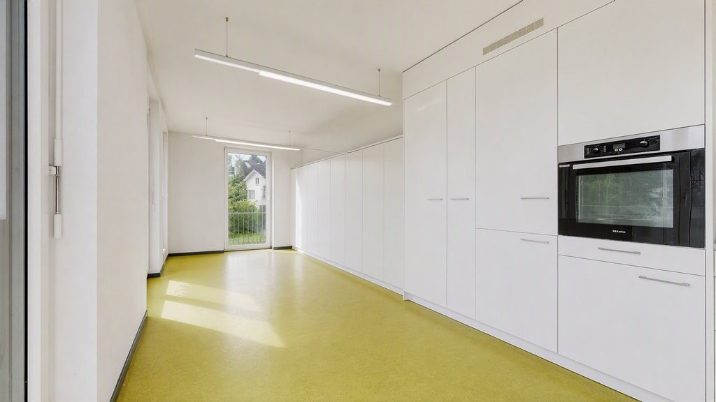 116m² commercial